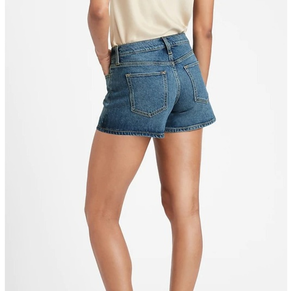 Banana Republic Jeans Women's Mid-Rise Medium Wash Denim Shorts Size 6 - Picture 3 of 13